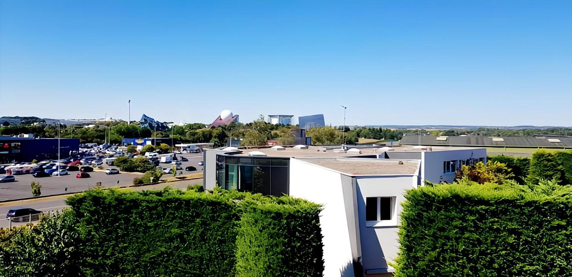 Kyriad Direct Poitiers - Gare Du Futuroscope Chasseneuil-du-Poitou Dış mekan fotoğraf